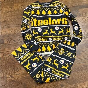Men’s small  football, Steelers, NFL Pajama set - Black and Yellow  used